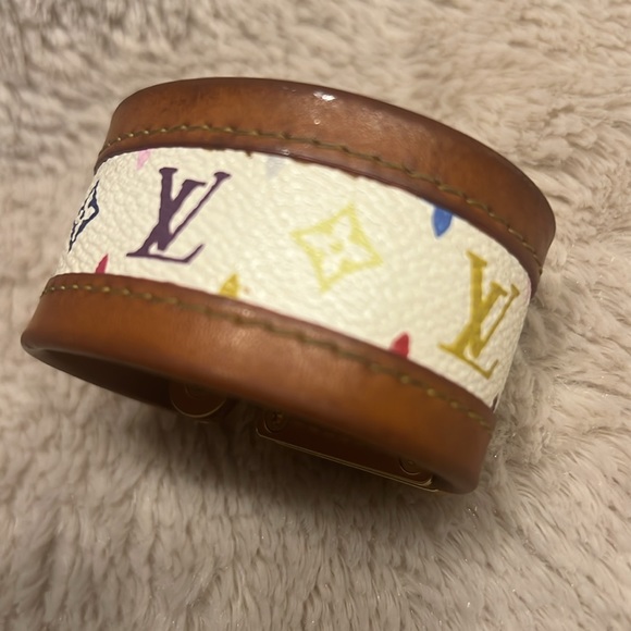 LOUIS VUITTON X TAKASHI MURAKAMI Leather Cuff Bracelet Unisex - Picture 7 of 13